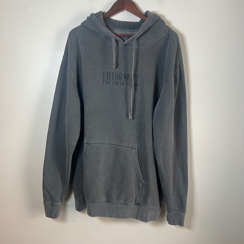 Taylor Swift The Eras Tour Graphic Hoodie Sweatshirt XX Large Gray‎ Merch